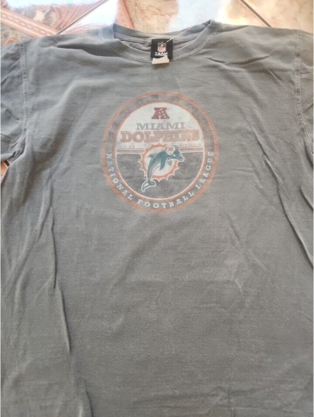 Miami Dolphins NFL Apparel Size Medium